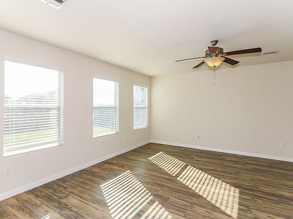 5th image of 2602 Costa Verde Way