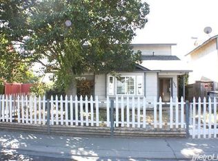 1524 Ironside Dr, Modesto, CA 95358