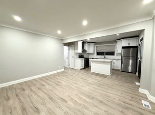 381 Upper Gage Ave #1, Hamilton, ON L8V4H8