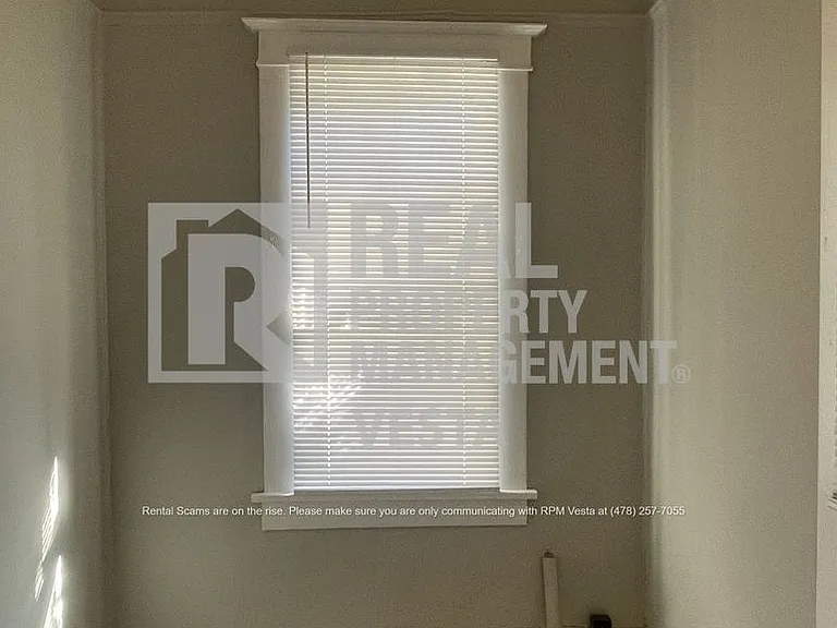 2389 Beech Ave — Photo 12