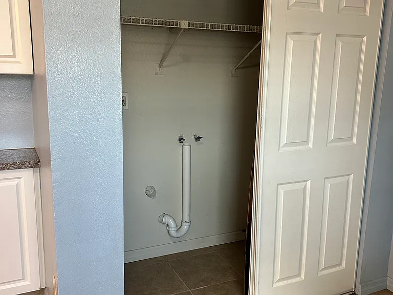 1953 Palm Way #A — Photo 14