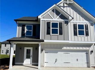 125 Charity Dr, Lavonia, GA 30553
