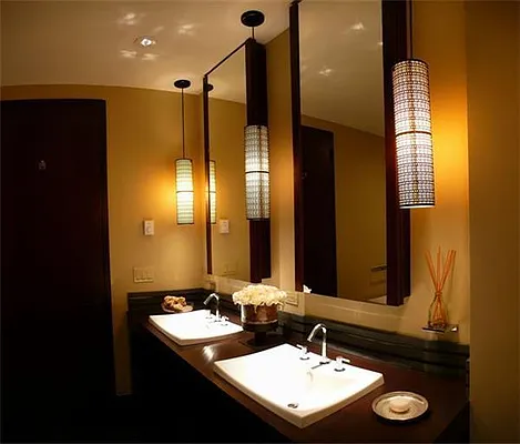 Sold by A & I Broadway | media 13