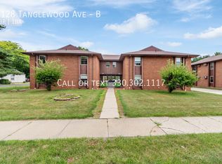 2128 Tanglewood Ave APT B, Alliance, OH 44601
