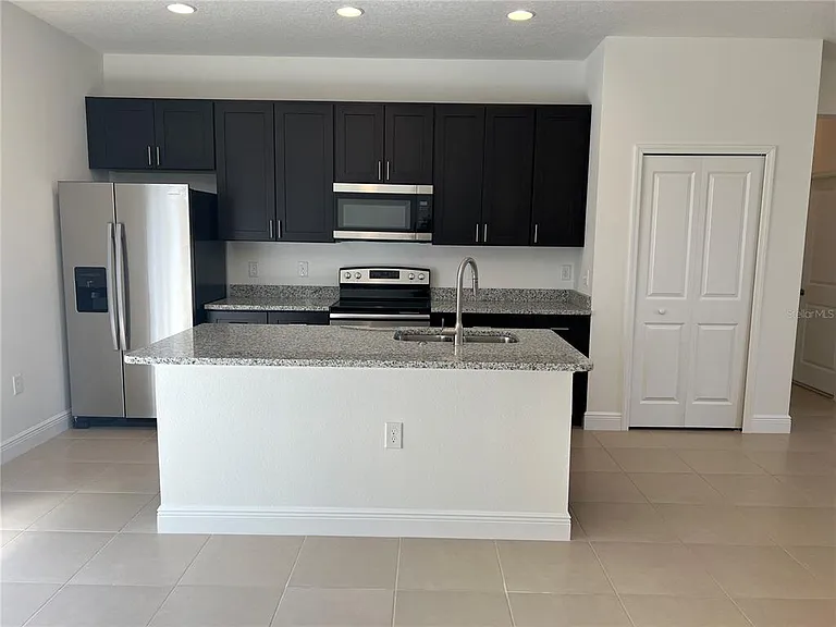 7260 SW 132nd Pl — Photo 5
