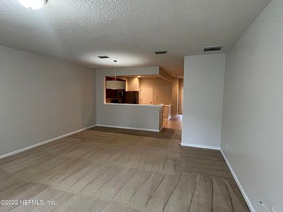 3rd image of 4215 Crownwood Dr