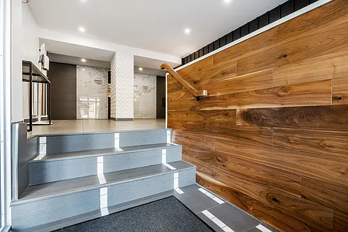 99 Cartier St Photo 1