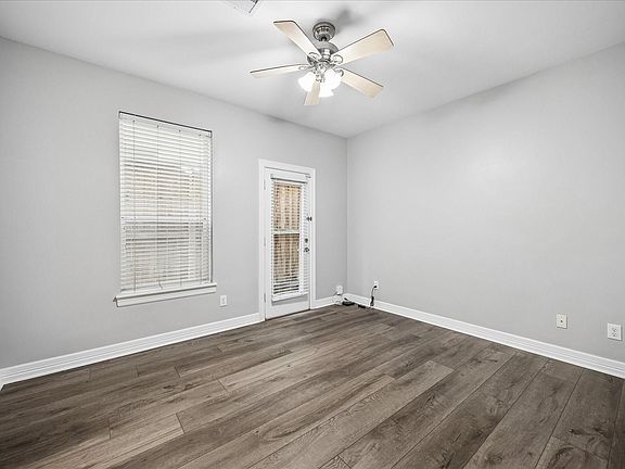 3rd image of 2423 Ralph St