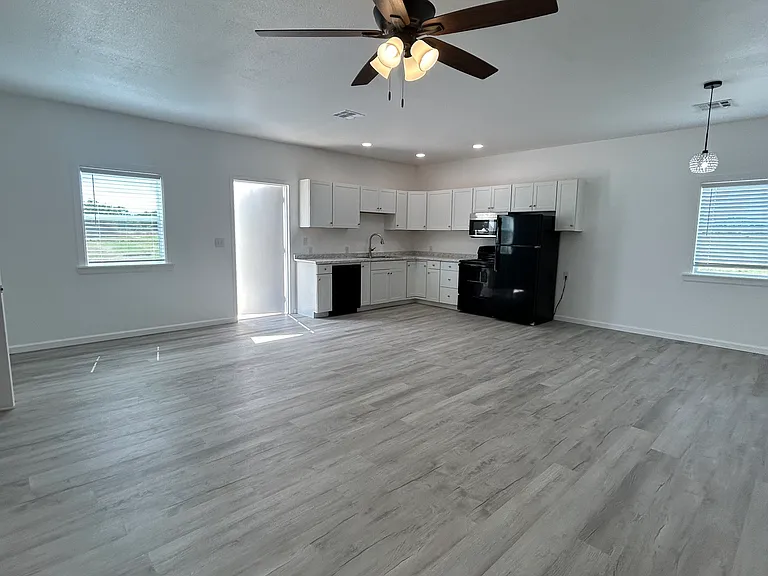 2529 Cardinal Rd #A — Photo 2