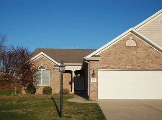 101 W Hillside Ct, Dunlap, IL 61525