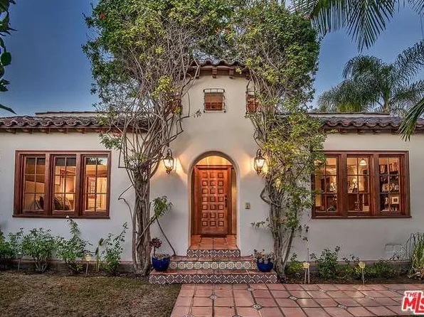 580 N Irving Blvd, Los Angeles, CA 90004