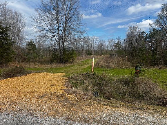 2nd image of 2 Reed Rd