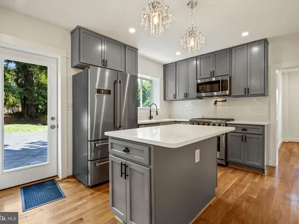 4236 S Dakota Ave NE, Washington, DC 20017