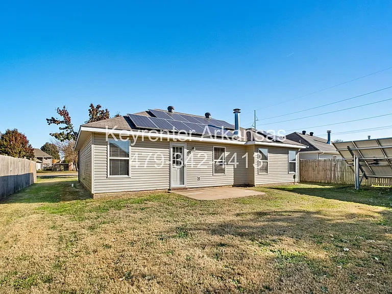 706 SW Sandrock Rd — Photo 25