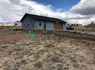 17 Oak Dr, Cody, WY 82414