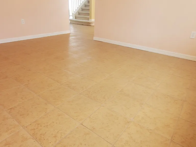 148 Columbia Dr — Photo 19