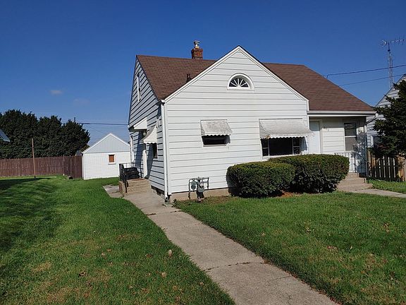 2nd image of 2512 15th Ave