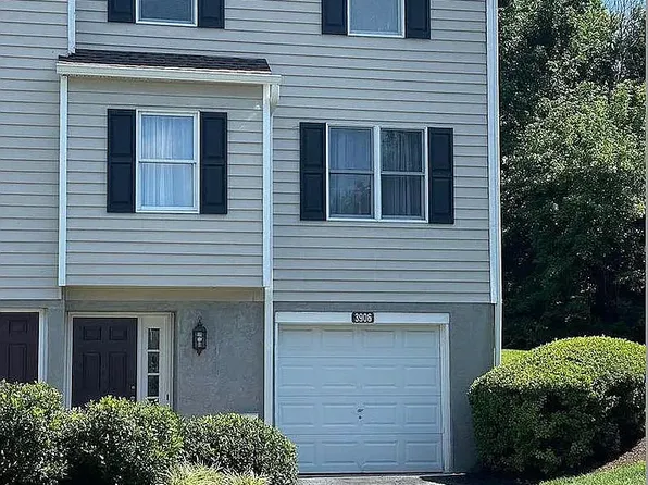 3906 Fox Pointe Ct, Glen Mills, PA 19342