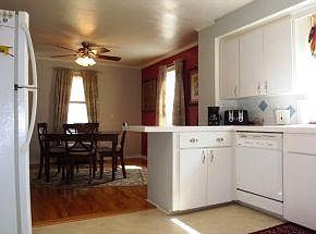 3rd image of 34 Vestal Ave