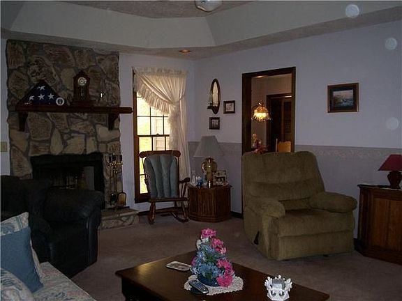 Home for Sale in Goodlettsville, Tennessee $155,500