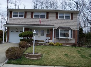 51 Stanford Ave, Colonia, NJ 07067