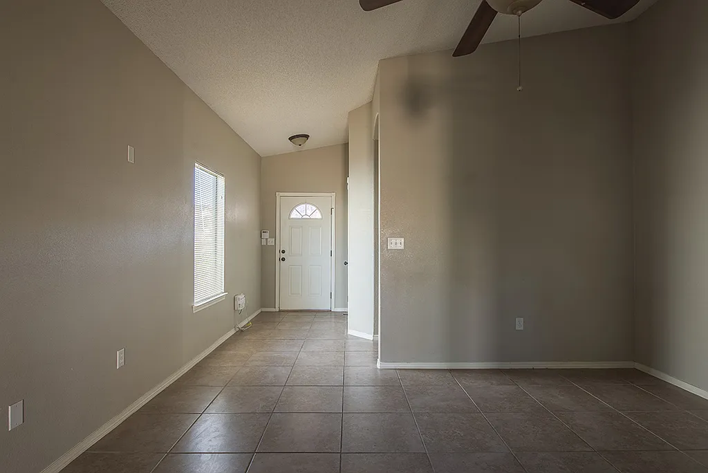 Building Photo - 14259 Gil Reyes Dr