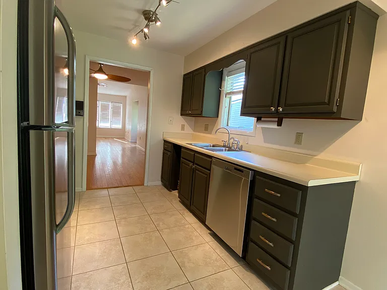 107 Windward Dr SW — Photo 7