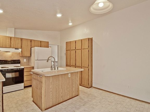 Kitchen with plenty of eating space