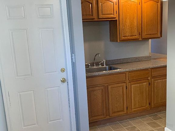 3rd image of 34 Shamrock St #2