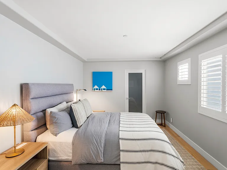 445 Marine Ave — Photo 23