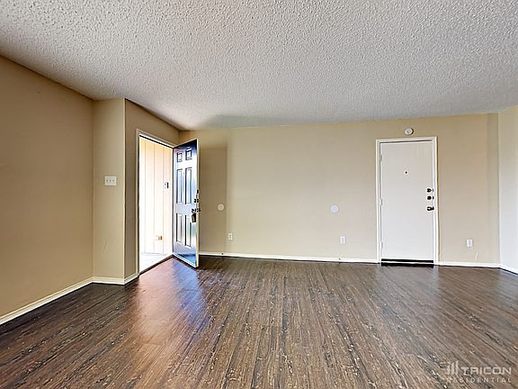 4th image of 528 Jeffdale Dr