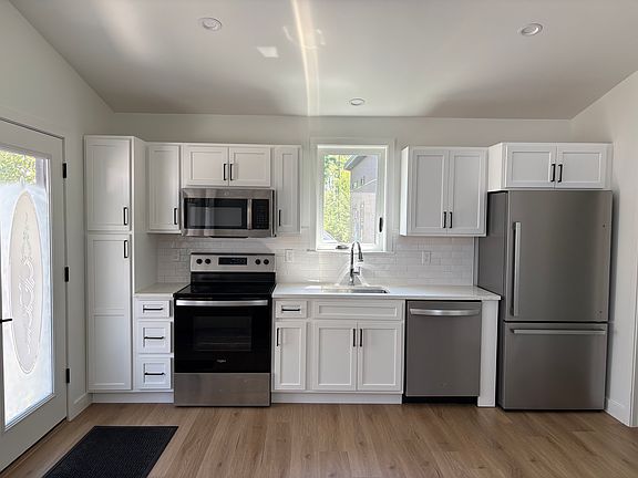 2nd image of 15 Canter Way