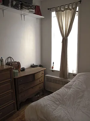 Rented by Signature Property Realty | media 23