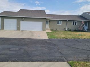 2234 14th St NW, Minot, ND 58703