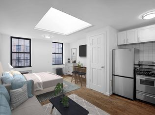 323 W 4th St APT 5D, New York, NY 10014