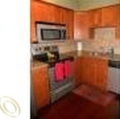 3rd image of 722 Sheryl Dr