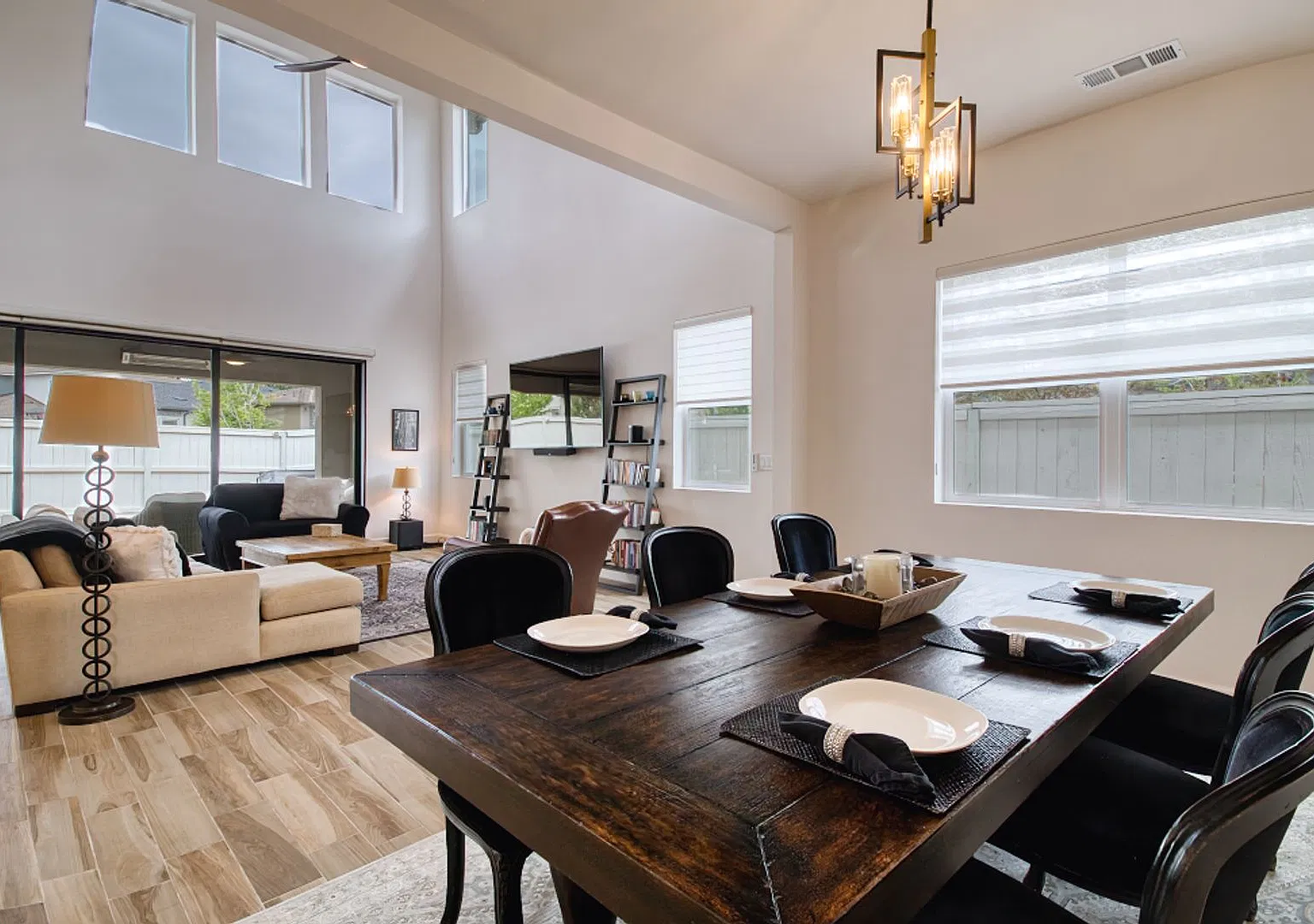 Fully Furnished Luxury Home | Utilities Included | Exclusive Rancharrah Lifestyle — Photo 1