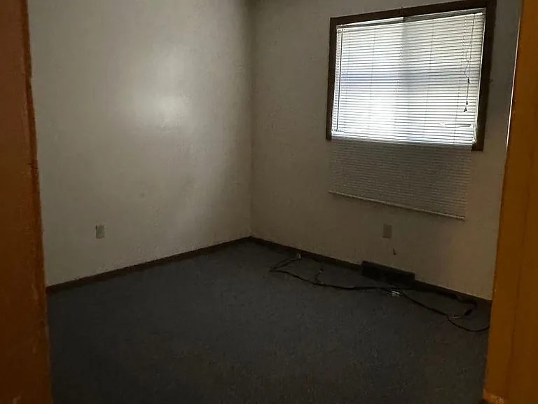 387 N Adams Ave #3 — Photo 6