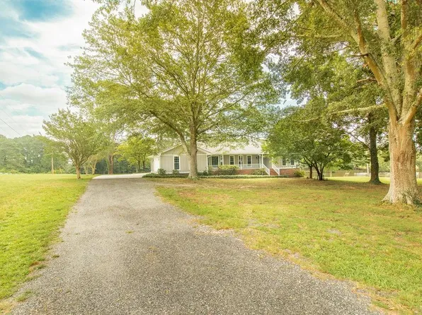 3195 Tig Knight Rd, Loganville, GA 30052