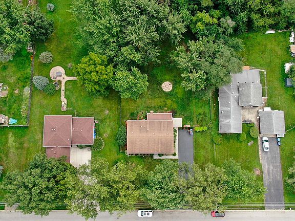 5th image of 8607 S 84th Ct