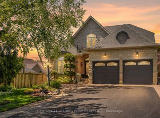 106 Mackey Dr, Whitby, ON L1P1R5