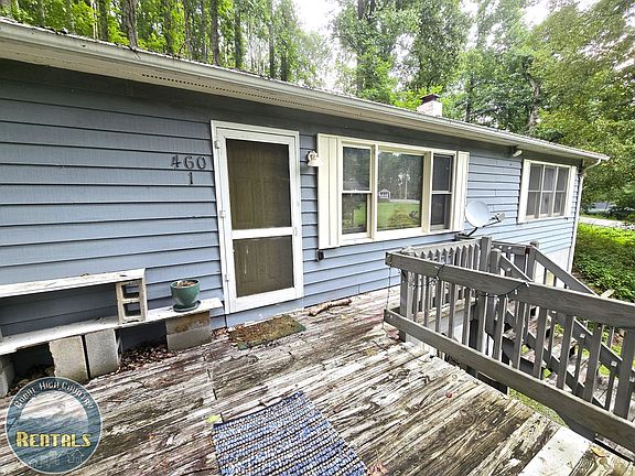 2nd image of 460 White Oak Rd