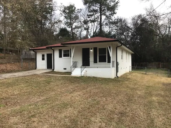 240 Pine Ave SE, Milledgeville, GA 31061