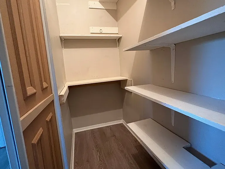 8839 Lynbrook Ct — Photo 7