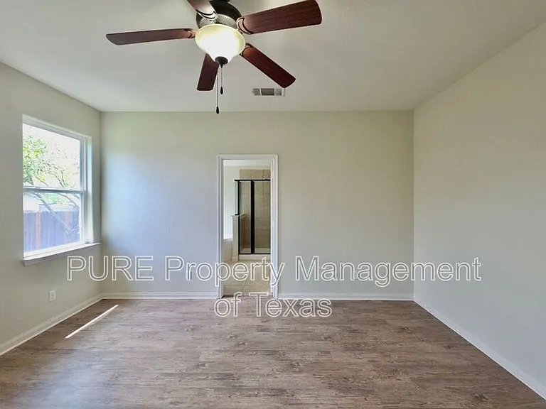 1697 Breanna Ln — Photo 13