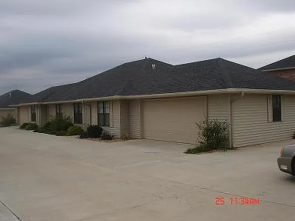 106 SE 601st Rd, Warrensburg, MO 64093