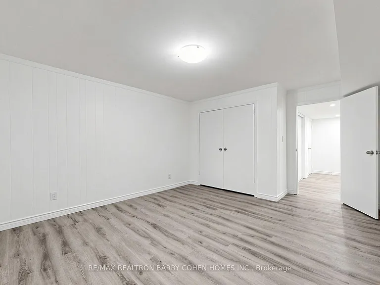 3 Greengate Rd — Photo 40