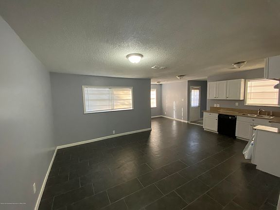 2nd image of 7931 Southaven Cir W