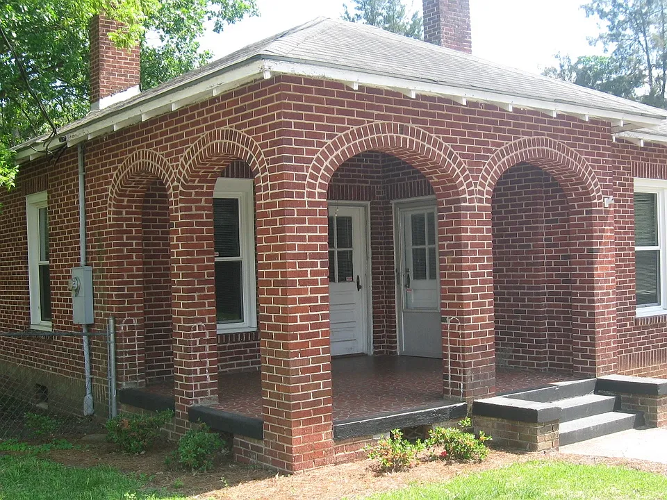 509 Lowell Ave