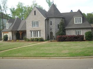 1077 Augusta Dr, Oxford, MS 38655